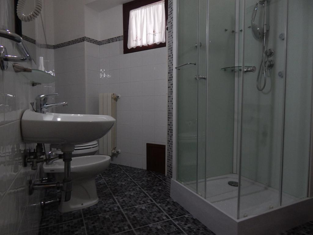 Hotel Il Platano Ottana Δωμάτιο φωτογραφία